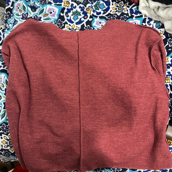 Urban Outfitters Jax Maroon Top - Picture 4 of 6